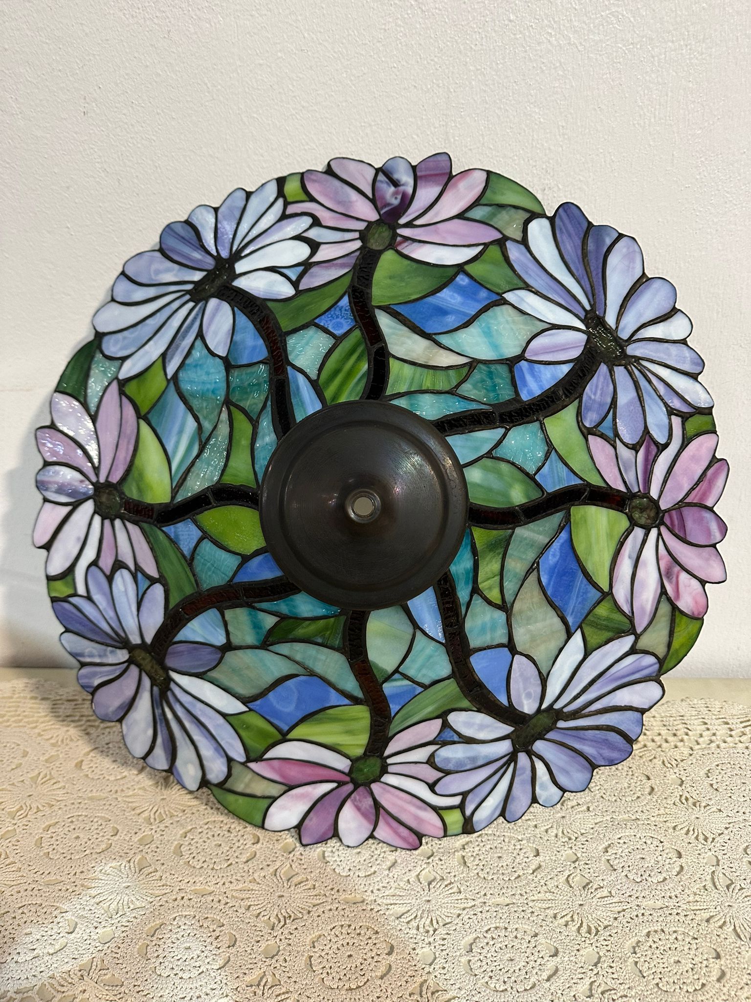 Paralume Artigianale Stile Tiffany – Motivo a Margherite e Fiori di Campo